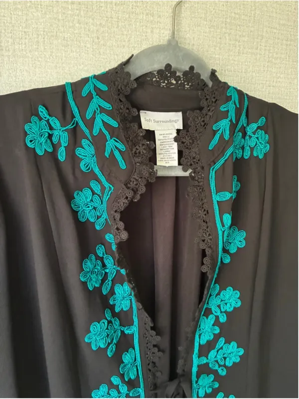 Soft Surroundings Padma Black Kimono XS Teal Embroidered Lace Trim - Image 2