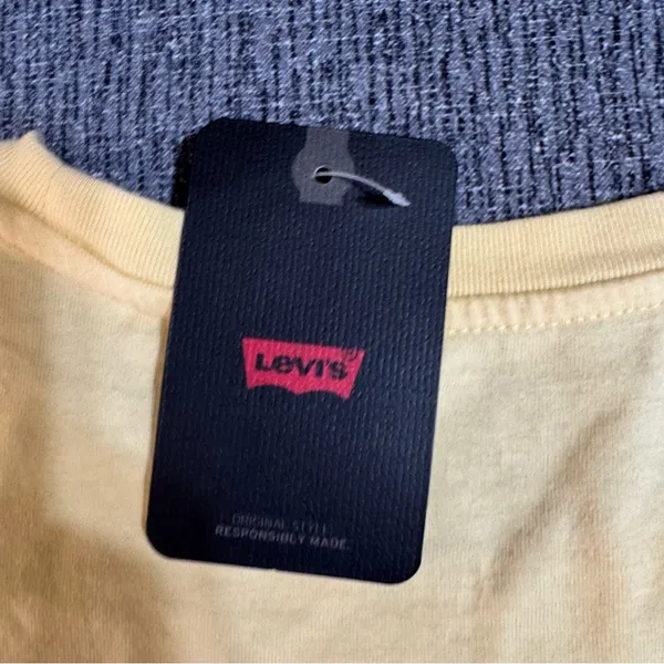 Levi’s Silvertab Short Sleeve Tee - Image 7