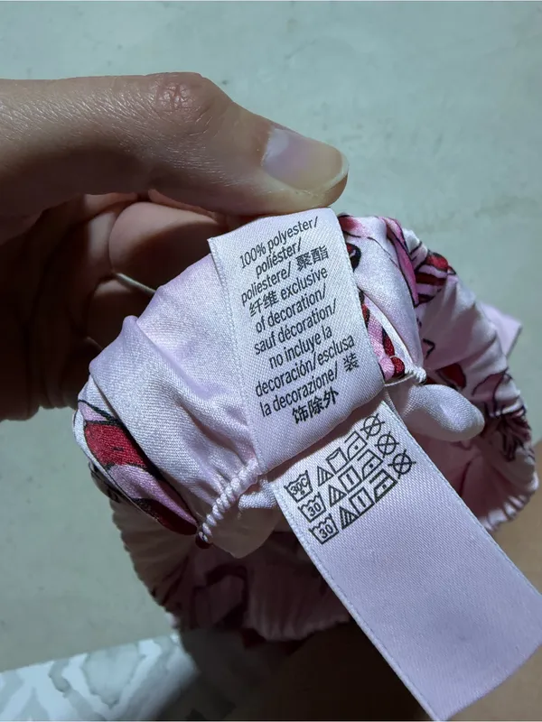 Victoria’s secret Pink Candy Cane bow Pajama Shorts medium - Image 7