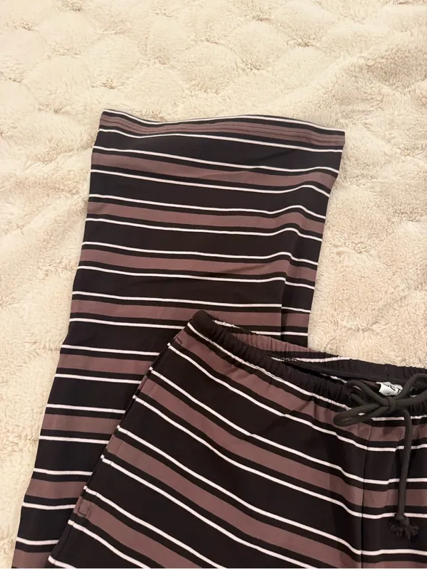 SET Active Easy Stripe Pants & Tank in Driftwood - Image 6