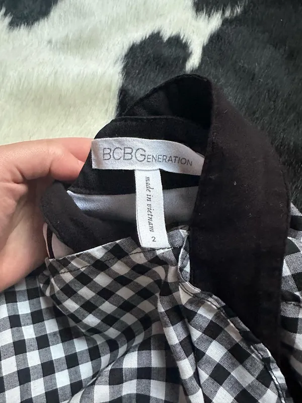 BCBGMAXAZRIA gingham dress - Image 3