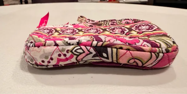 Vera Bradley | ladies Very Berry, wristlet/wallet - Image 8