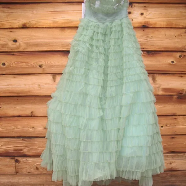 MAC DUGGAL 20530 Green Strapless Ruffle Gown with Feathers - Image 10