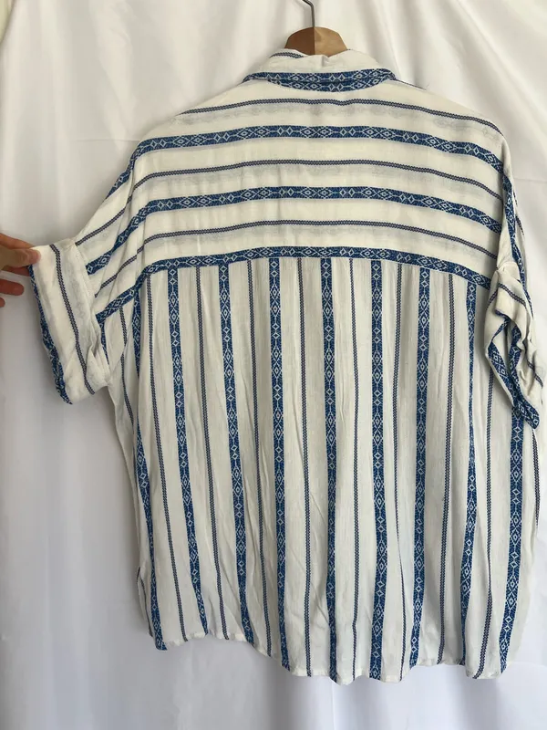 En Crême Blue & White Vertical Stripe Button-Down Shirt - Image 5