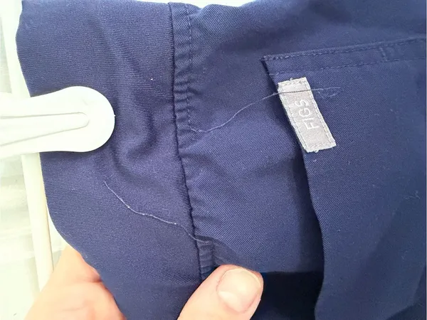 FIGS joggers XS Navy Blue Technical Collection - Image 3