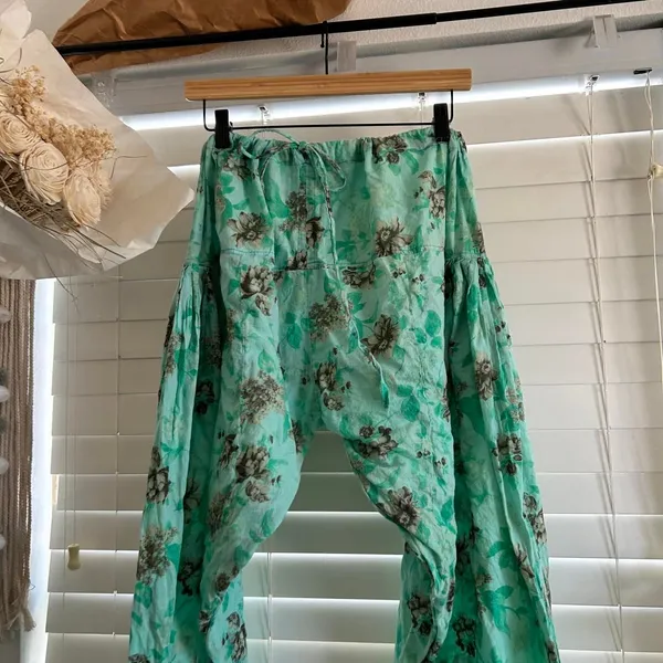Mint Green Floral Harem Pants Boho Fairycore Artsy Coastal Relaxed Fit M - Image 3
