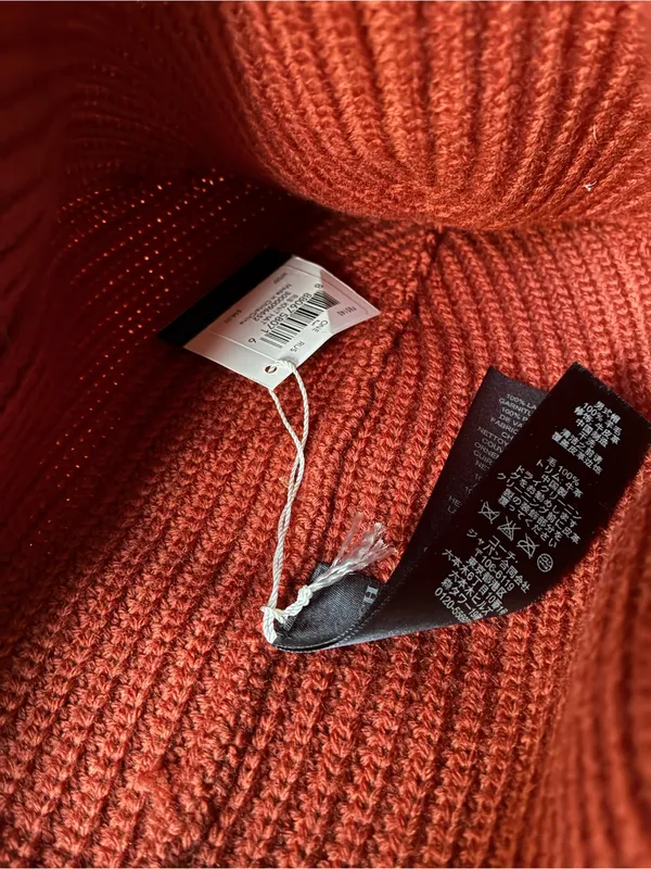 Coach Ribbed Wool Knit Beanie Hat, NWT, Rust - Image 4