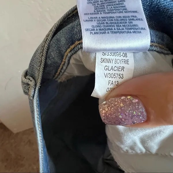 Old‎ Navy Boyfriend Glacier Cropped Denim Jeans - Image 9