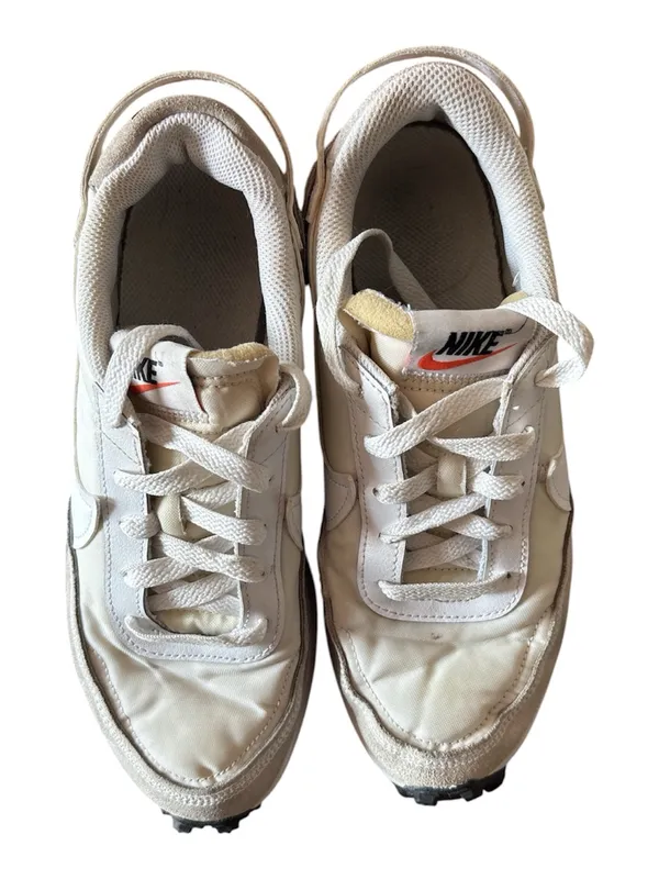 Nike Shoes Womens 7 Waffle Debut Athletic Running Sneakers White Suede Lace Up - Image 4