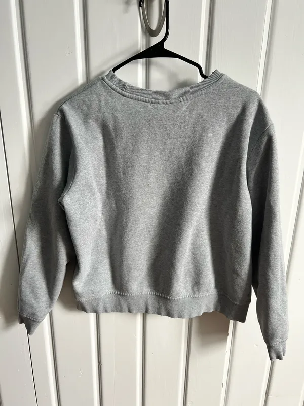 FILA Crewneck Cropped - Image 2