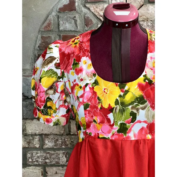 maxi Dress empire waist puff sleeve floral red yellow green 1970s - Image 8