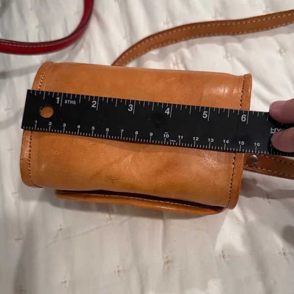 Chic Tan Leather Mini Bag (8) - Image 5
