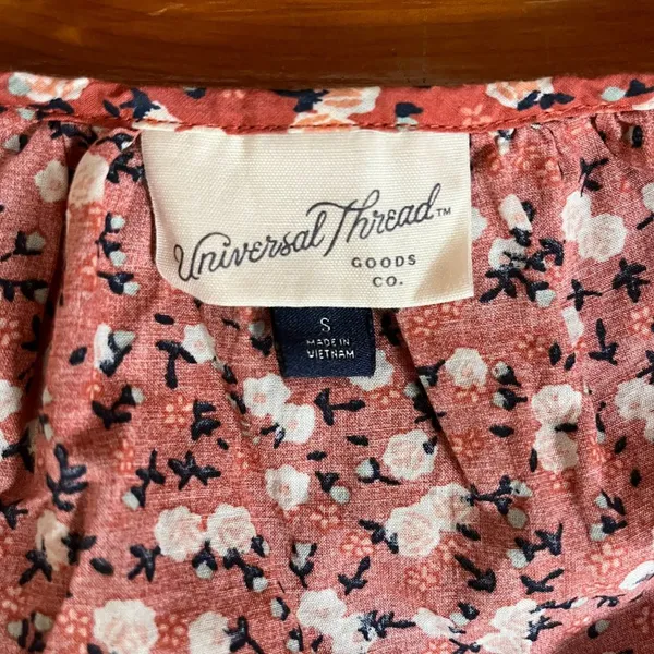 Universal Threads Micro Floral Baby Doll Short Sleeve Orange Shirt - Size Small - Image 7
