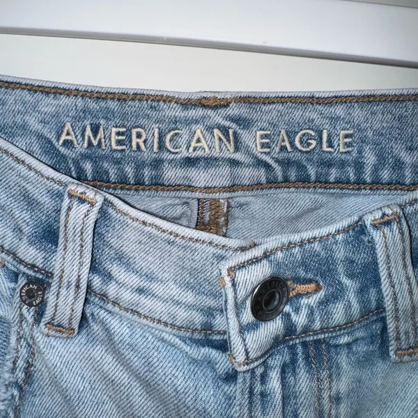 American Eagle Baggy Jeans - Image 3