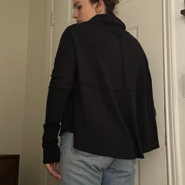 Free people black cowl neck sweater‎ size small - Image 5