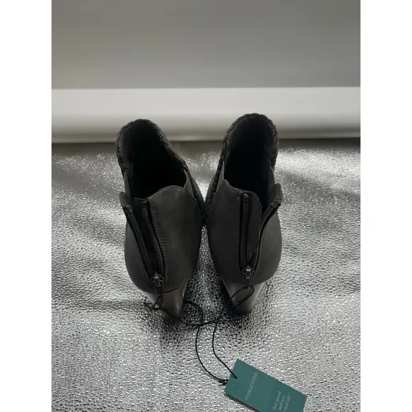 Maurices Women's Shoe Size 7.5 Grey Faux Leather‎ 3.25" Wedge Heel Bootie NWT - Image 3