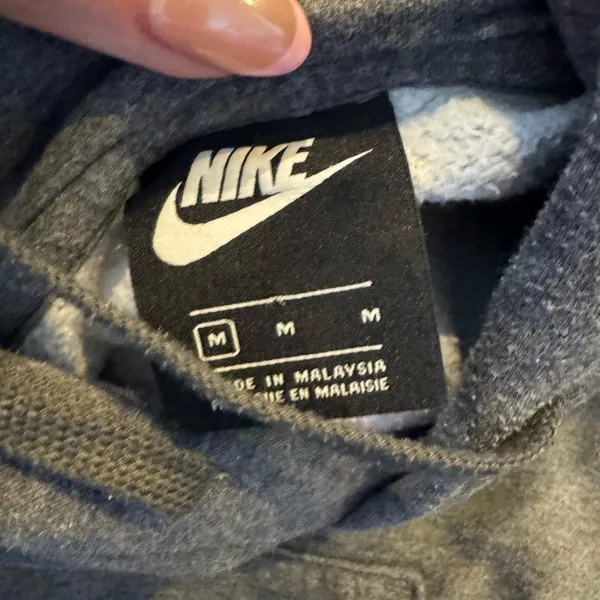 Nike Gray Women's Hoodie - Image 3