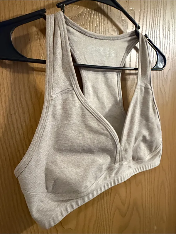 Beyond Yoga Women's Birch Heather Spacedye Lift Your Spirits Sports Bra XL - Image 4