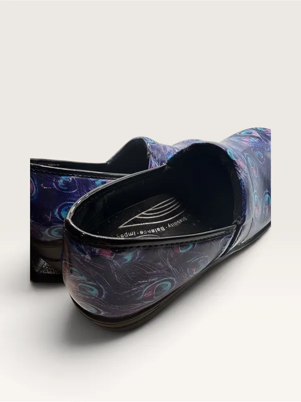 Easy Works by Easy Street Purple Peacock Print Clogs Slip Resistant Size - Image 8