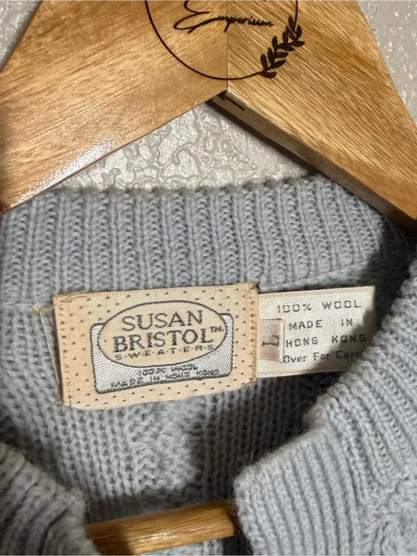 Vintage 1980s Susan Bristol 100% Wool Cardigan Sweater - Image 3
