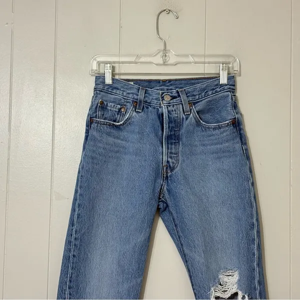 Levi’s 501 Original High Rise Straight Leg Jeans Women’s 24 Distressed Button Fl - Image 4