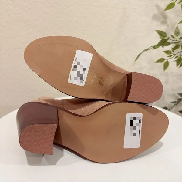 Kaanas Morava Suede Block Heel With Elastic in Caramel NWOT Size 6M - Image 8