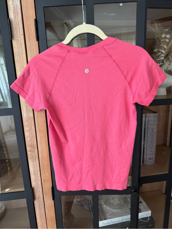 Lululemon Swiftly Tech Short Sleeve 2.0 Race Length Guava Pink short sleeve crop - Image 8