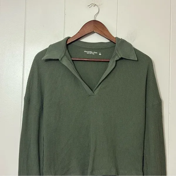 Abercrombie & Fitch SoftAF Waffle Knit Cropped Polo Top Olive Green Size S - Image 2