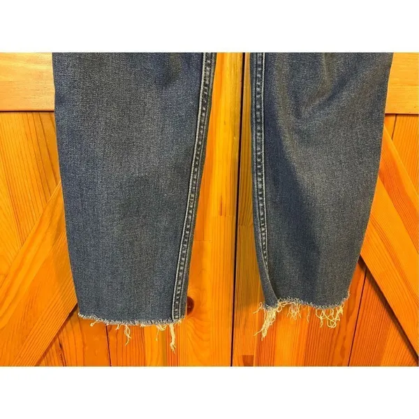 Hollister Ultra High-Rise Mom Crop Jeans Distressed Size 0/24 VTG Stretch (2434) - Image 5