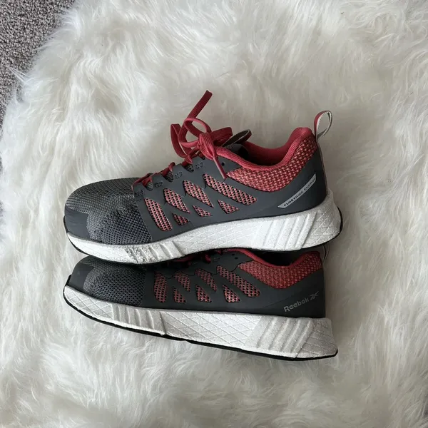 Reebok Fusion Flex shoes Womens Grey Coral Pink Low Top Sneakers sz 7 pink - Image 4