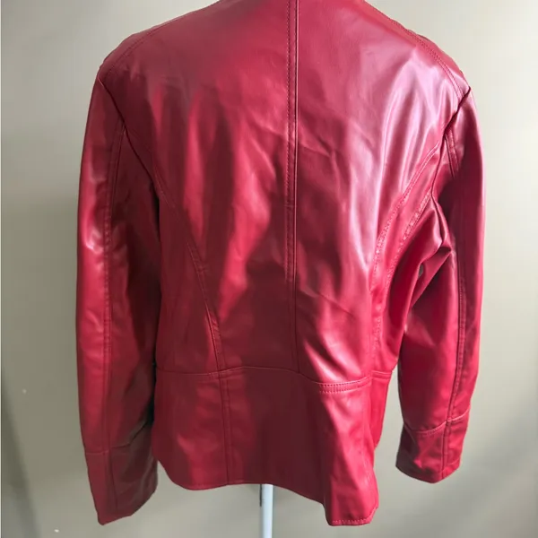 NWT C & A Red Leather Zip - Image 12