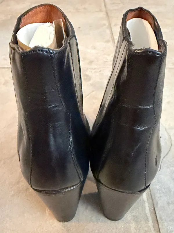 Frye Jenny Jet Black Leather Chelsea Ankle Boots Women’s Size 7 - Image 5