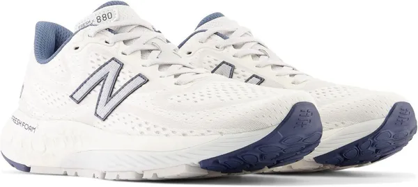 New balance women’s fresh foam 880 - Image 2