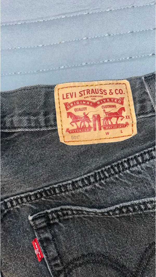 Levi’s 501 Shorts - Image 3