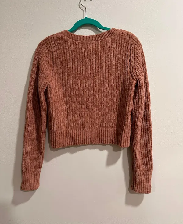 Abercrombie Pink Sweater - Image 4