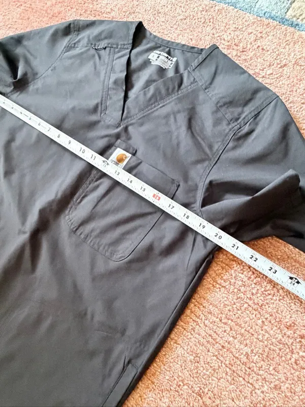 Carhartt Force Black Scrub Top V-Neck Short Sleeve Modern Fit Size S - Image 4
