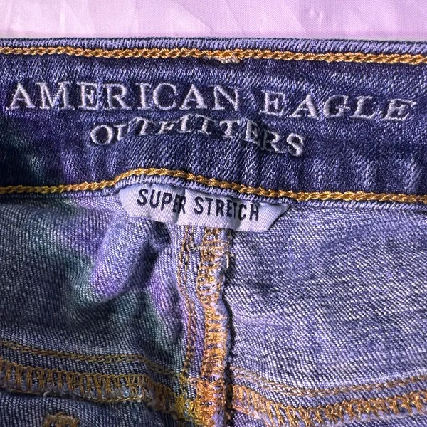 American Eagle Outfitters Classic Blue Jeans - Image 3