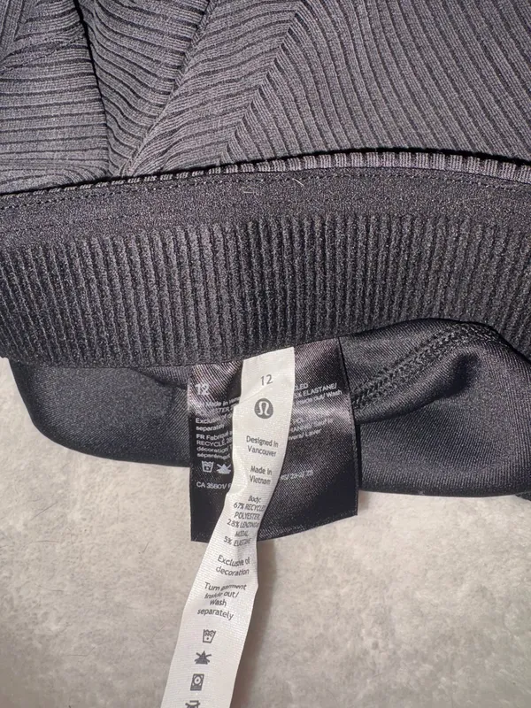 lululemon softstreme hr short  - Image 4