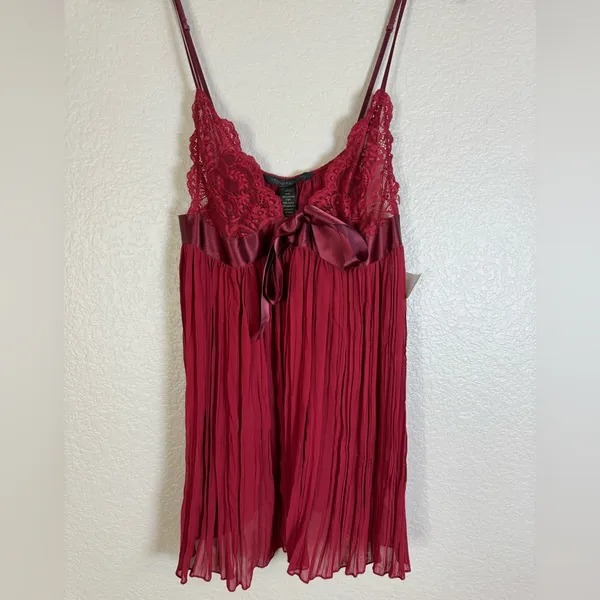 Vintage 90’s 2000’s Victoria’s Secret Chemise Sheer Burgundy with Lace & Bow L - Image 3