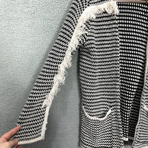 Knox Rose Cardigan Womens XS Black Open Front Oversized‎ Fringe Boho Western - Image 4