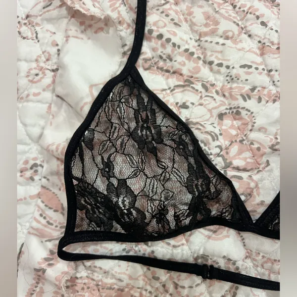 Black Lace Tie Halter Bra Size M - Image 4