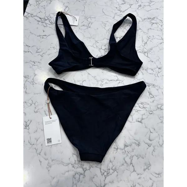 NWT Quince Black Italian Plunge Bikini Top & Low Rise Bottom Set Size Small - Image 2