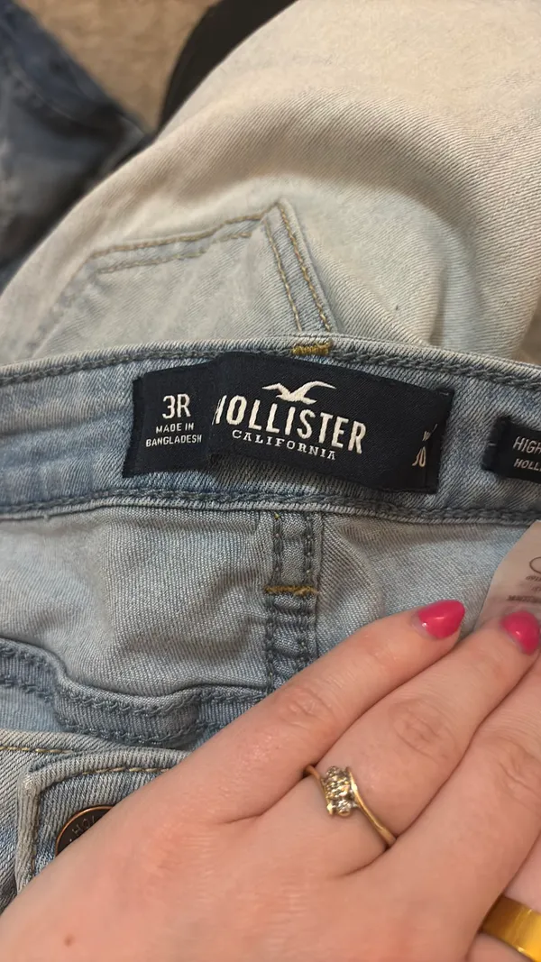 Hollister High-Rise Super Skinny Jeans - Image 2