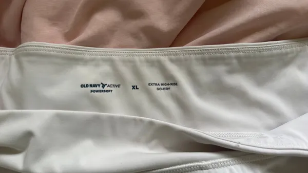 White Old Navy Skirt Athletic Skort Shorts XL - Image 2