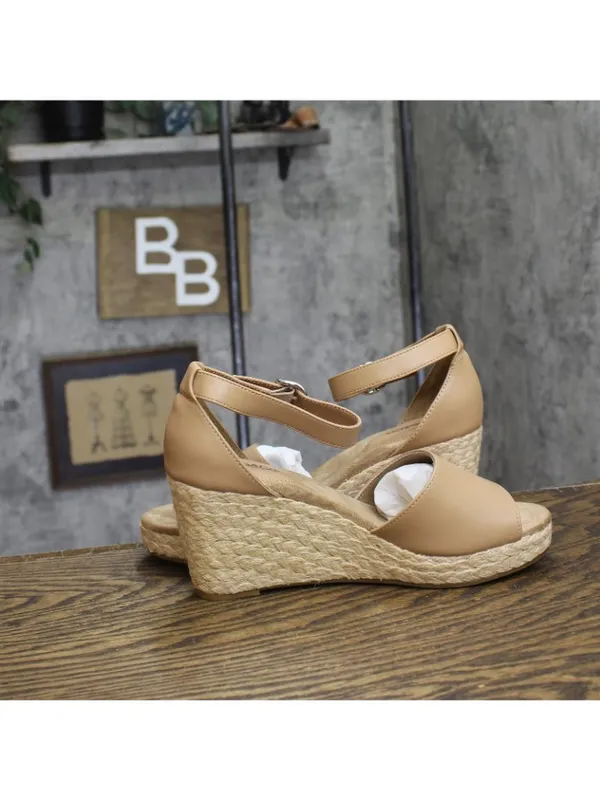 NWT Style & Co. Seleene Faux Leather Open Toe Wedge Sandals Beige Brown 9M - Image 8