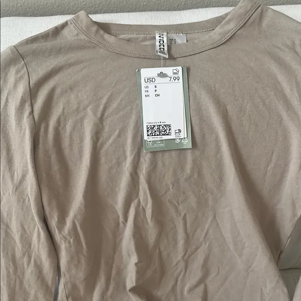 H&M Women's Tan Long Sleeve Top - Image 2