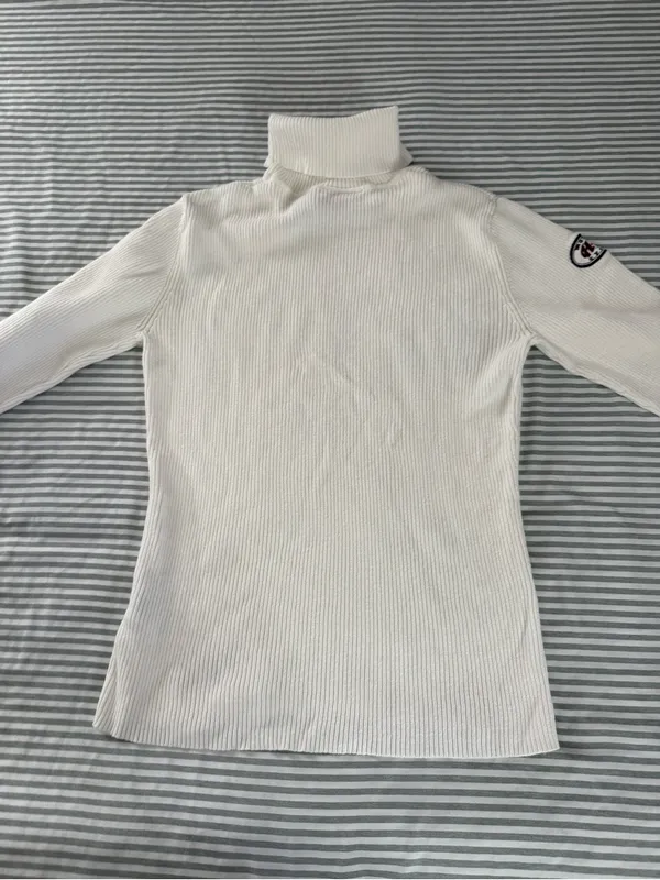 Cream color Ribbed Turtleneck Harley Davidson Sweater with Red Script Accent - Image 5