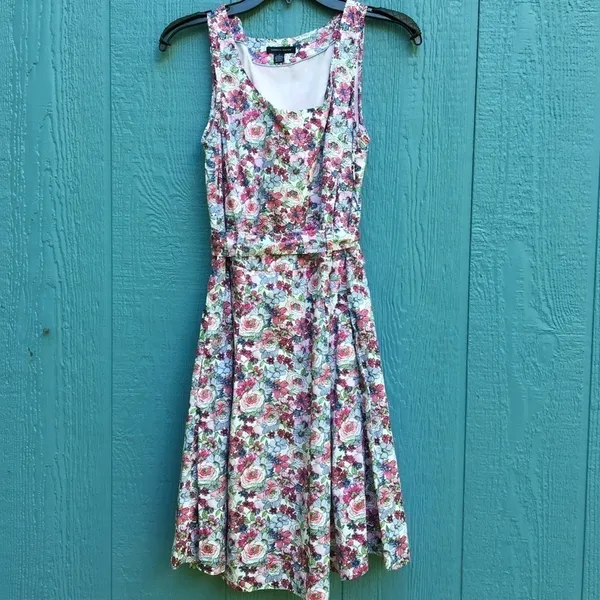 Tommy Hilfiger Belted Floral Sleeveless Dress Women’s Size 2 v6x - Image 5