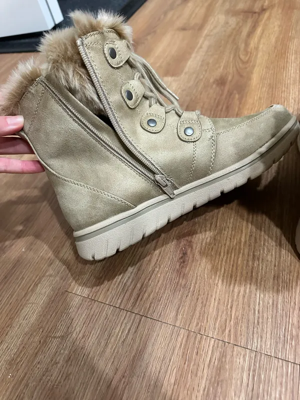 Winter Boots - Image 3