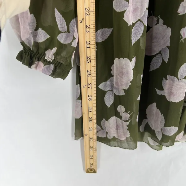 Aritzia‎ Wilfred Wistful Mini Dress Womens M Green Floral Smocked Surplice Neck - Image 13